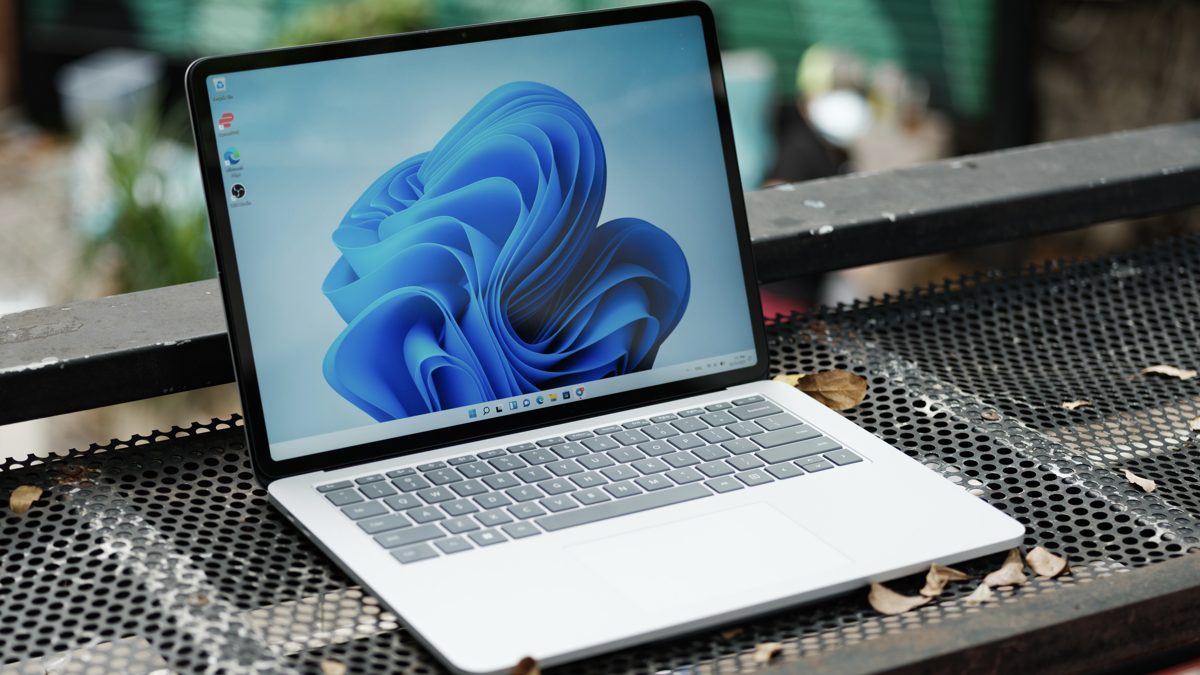 Microsoft Patches Record 570+ Vulnerabilities, Including Three Actively Exploited Zero-Days