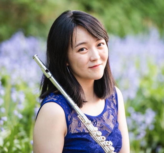 Canadian Flutist Jocelyn Zhang Cultivates Diverse Global Career, Blending Performance, Teaching, and Community.
