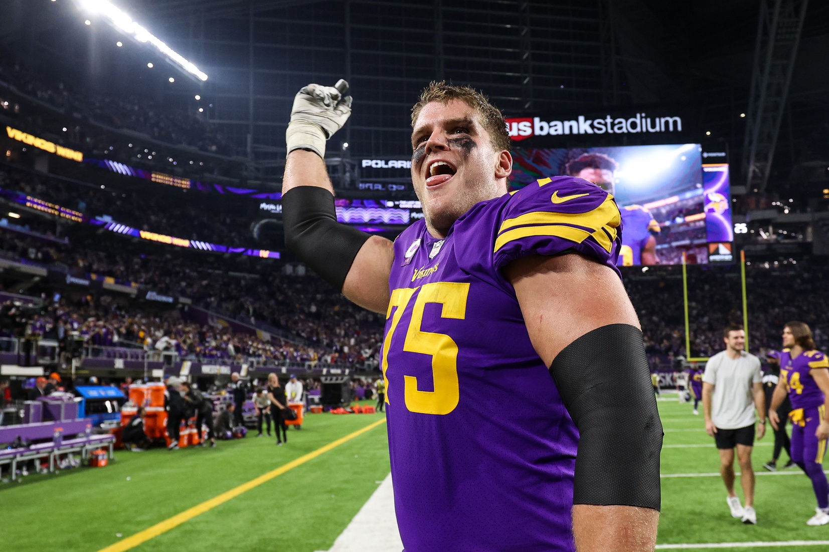 Vikings Prioritize Offensive Line Stability, Sign Brian O'Neill to Four-Year, $96M Extension