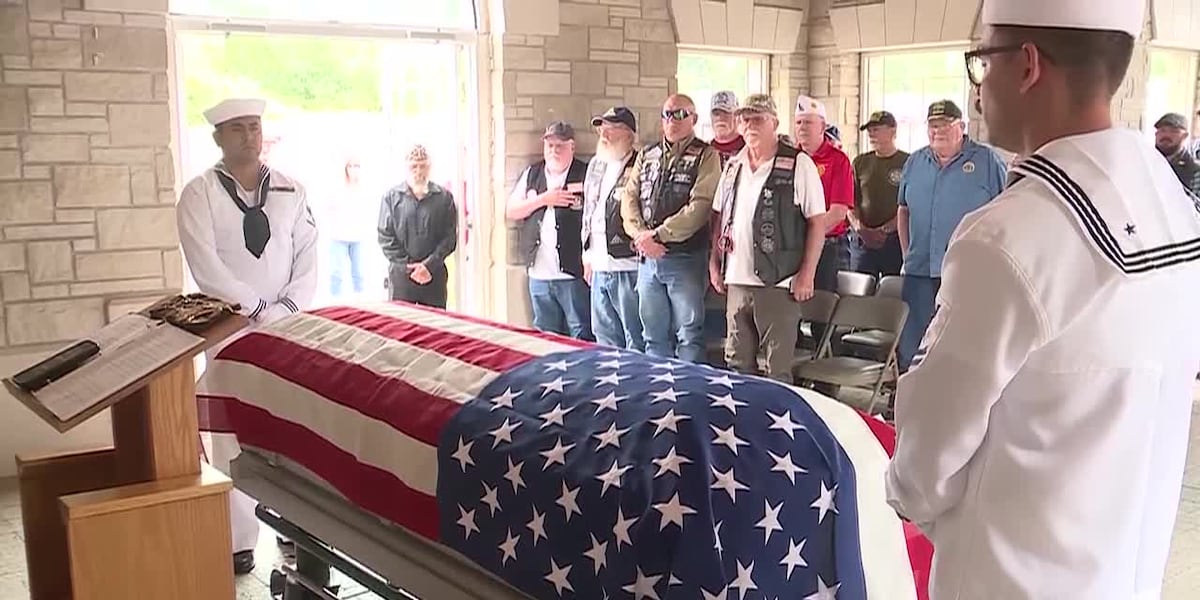 Missouri Community Unites to Give Homeless Navy Veteran John Philpot a Proper Military Funeral