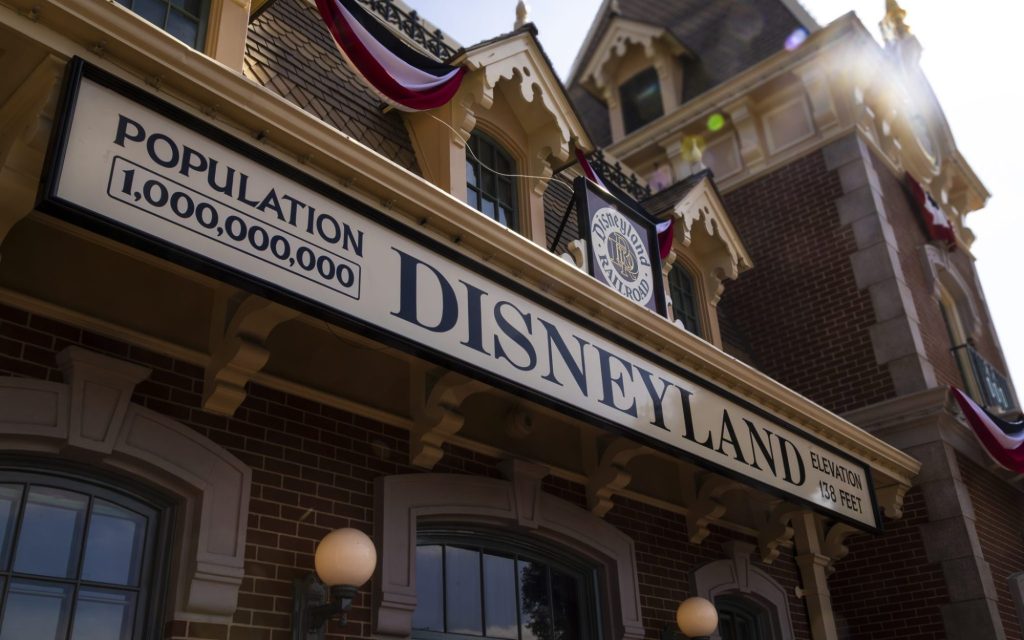 Disneyland Celebrates 70th Anniversary, Welcomes Its Billionth Guest with Special VIP Day