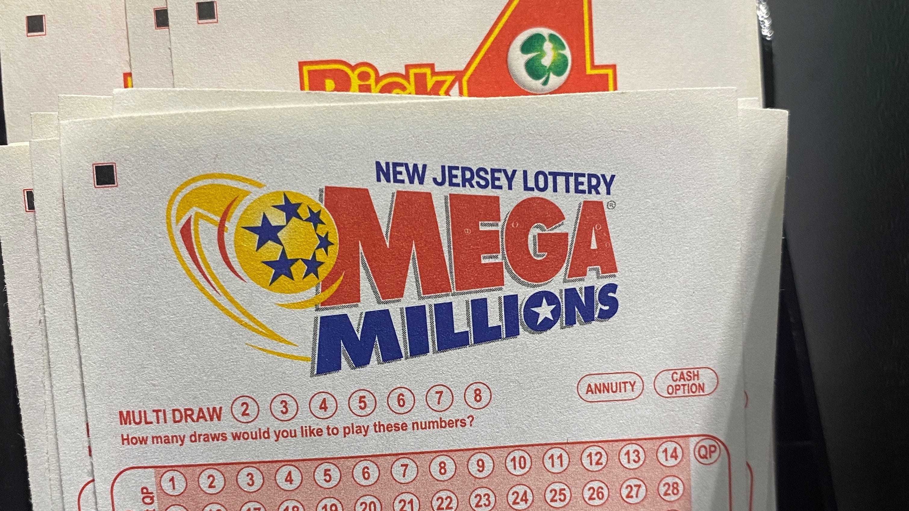 Mega Millions Jackpot Climbs to $672 Million for Friday Drawing After No Winner