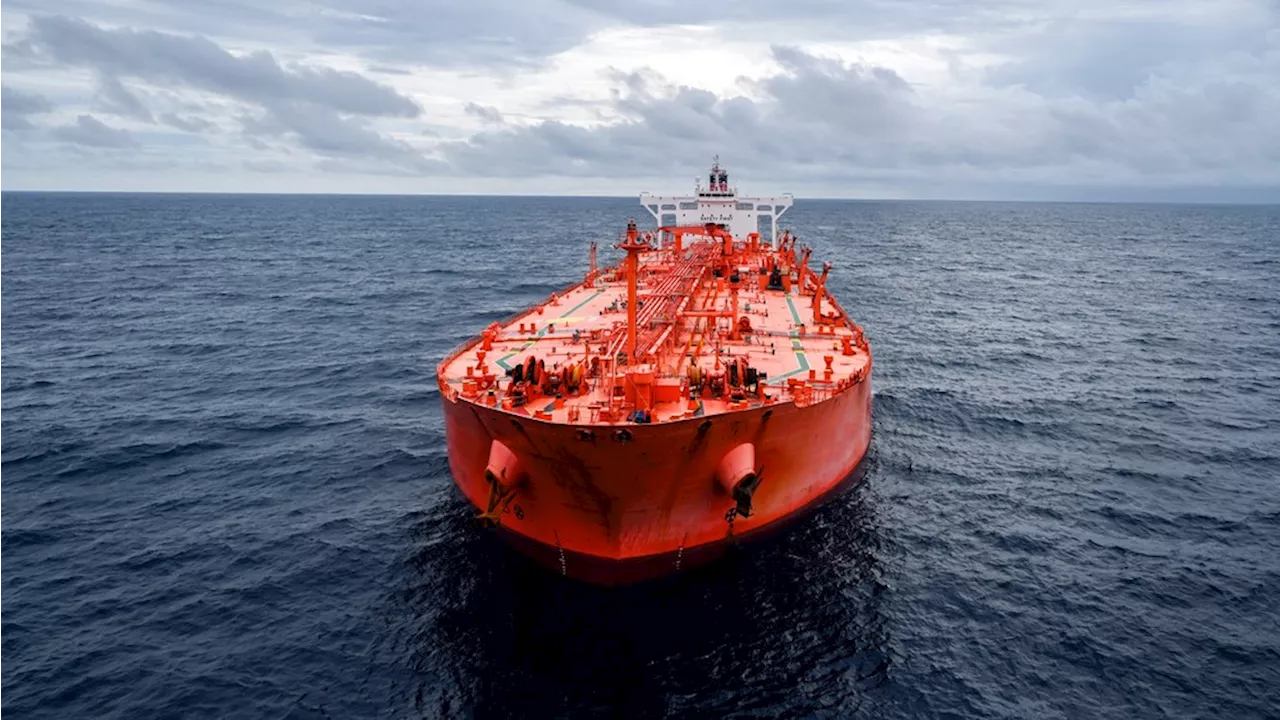 Global Markets React to Iran Tensions as Oil Prices Jump Amid Hormuz Supply Risks