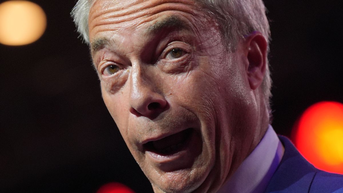 Driver Shouts Abuse at Nigel Farage During Clacton Campaign, Crashes Car