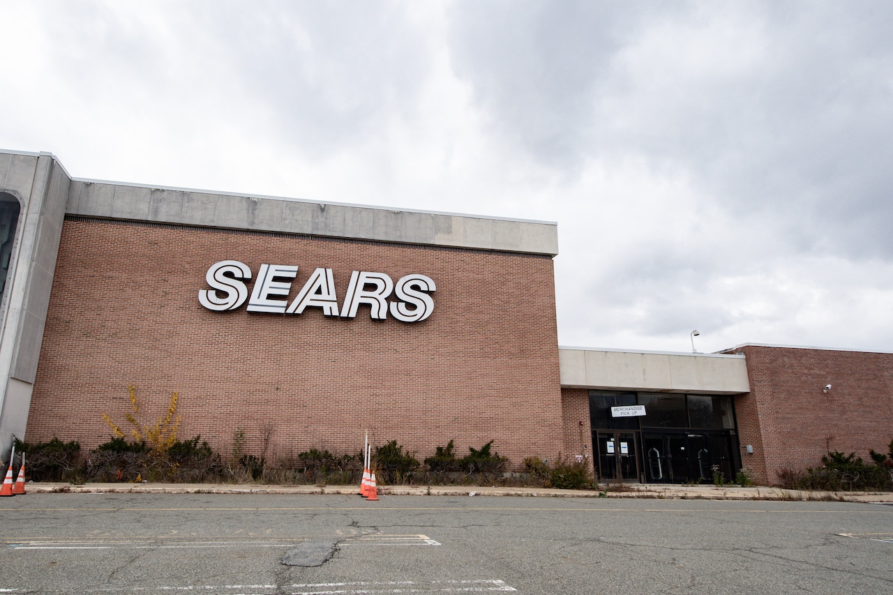 Retail giant Sears dwindles to five stores after thousands of closures and strategic missteps