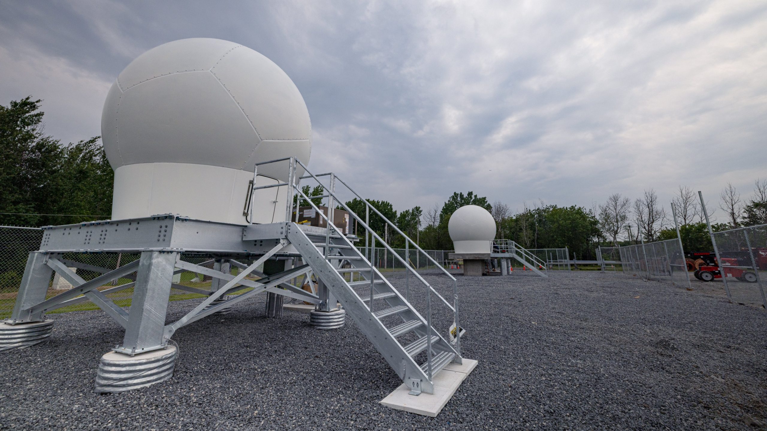 Bell completes Quebec satellite ground station, begins testing for nationwide direct-to-device service.