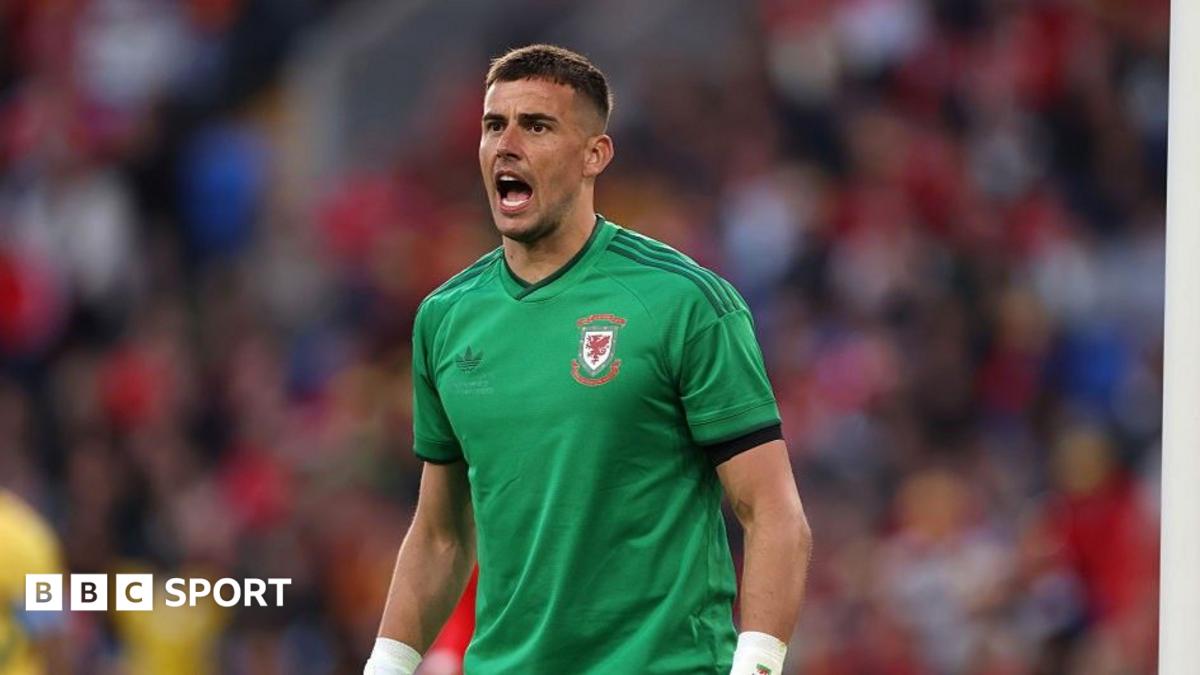 Karl Darlow Completes Free Transfer to Manchester United from Leeds, Bolstering Goalkeeper Options