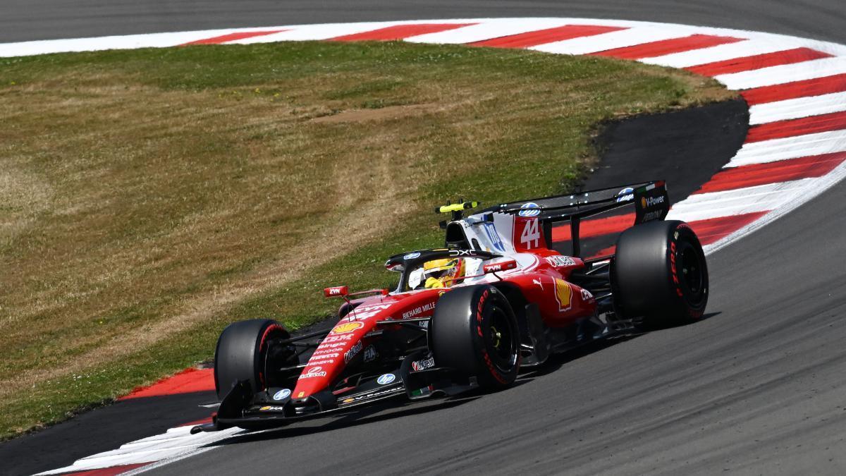 Lewis Hamilton Secures British GP Sprint Pole, Aims for Saturday Victory