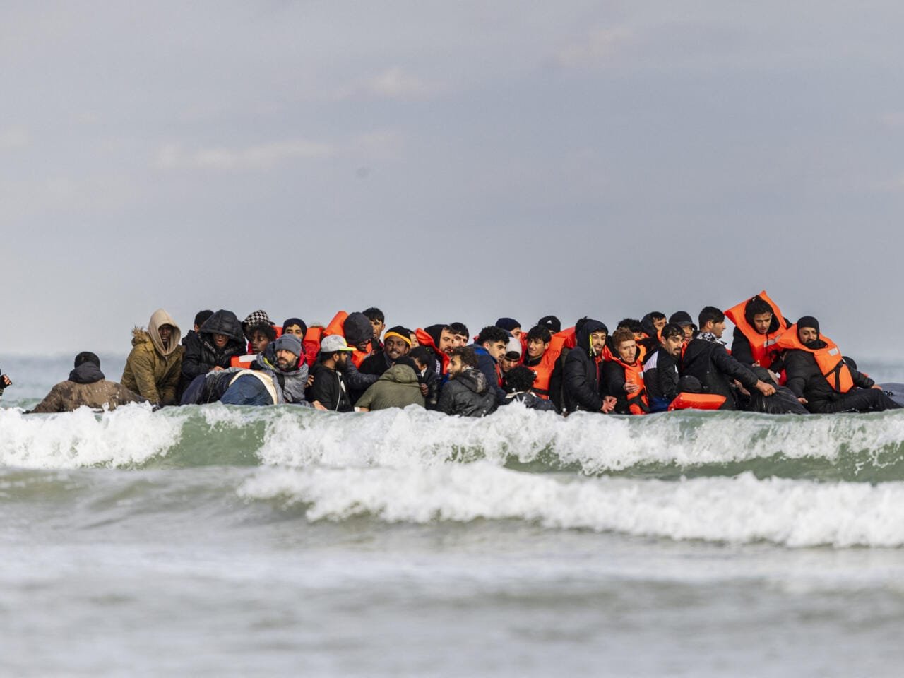 Migrant Deaths Reported as Channel Crossings Persist Near Dunkirk Despite Enforcement Efforts.