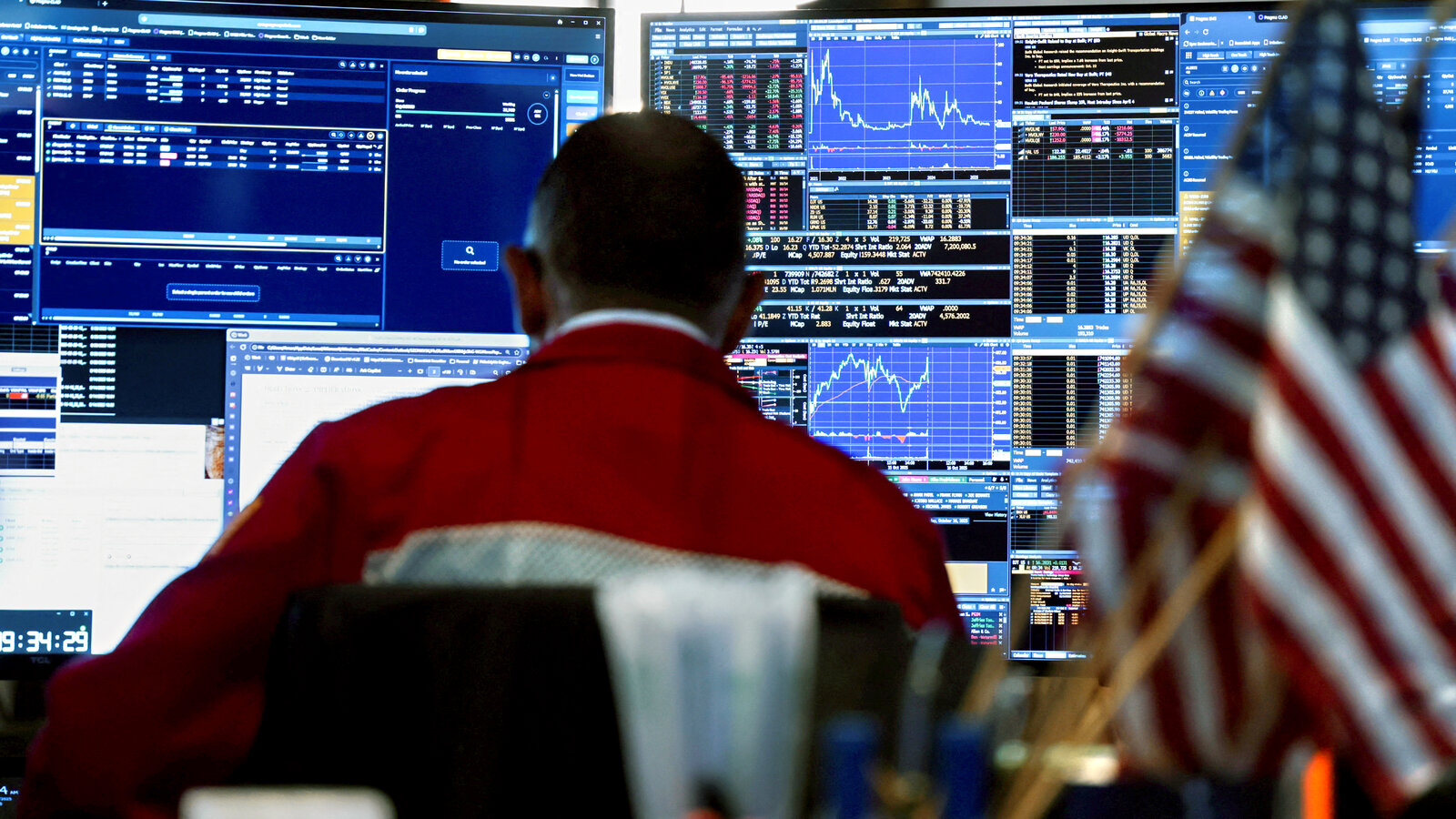 Clare Market Investments Diversifies Portfolio with Key Stakes in Technology, Metals, and More