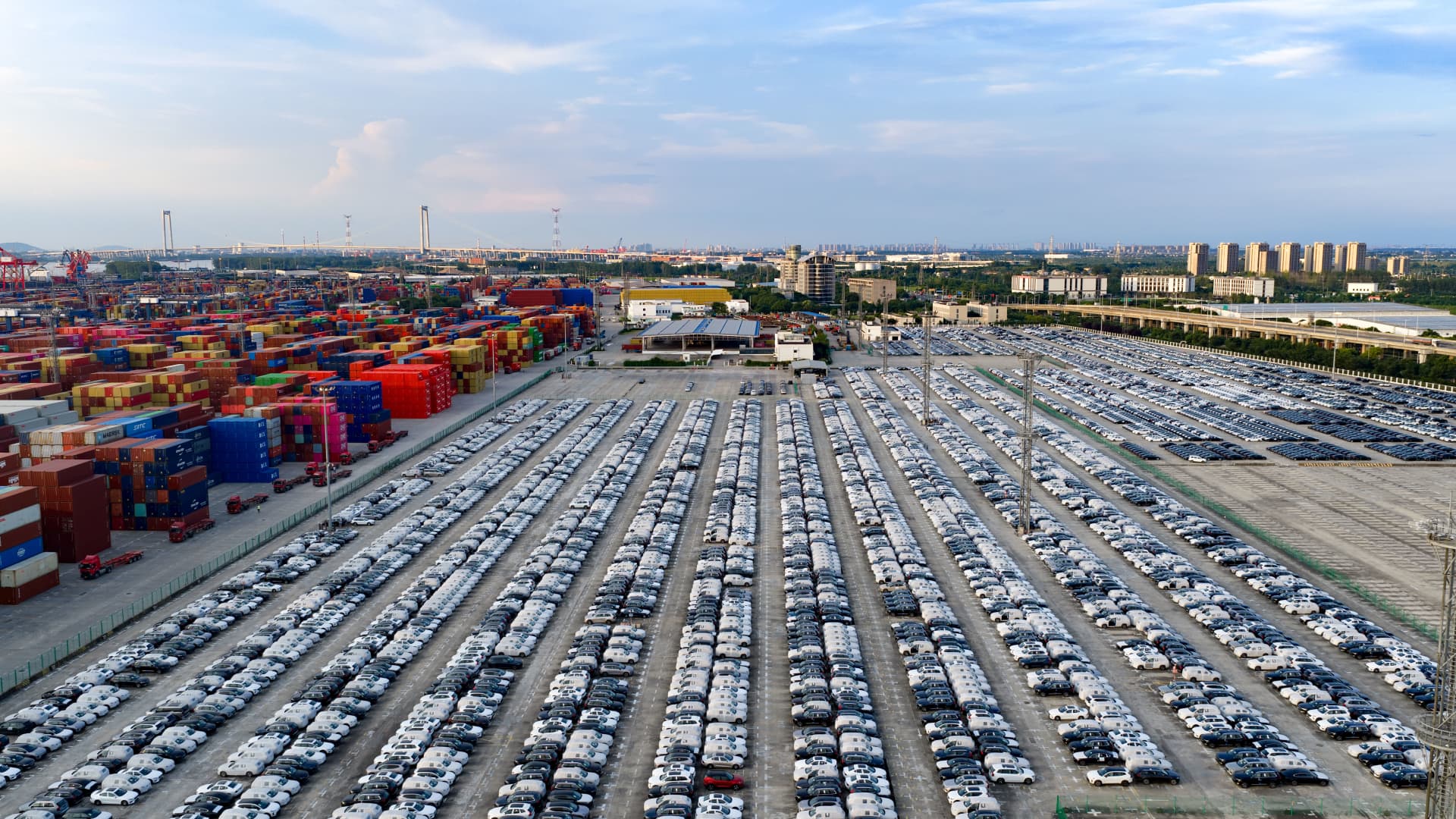China's June Exports and Imports Surge, Driven by AI Demand and Ahead-of-Tariff Shipments