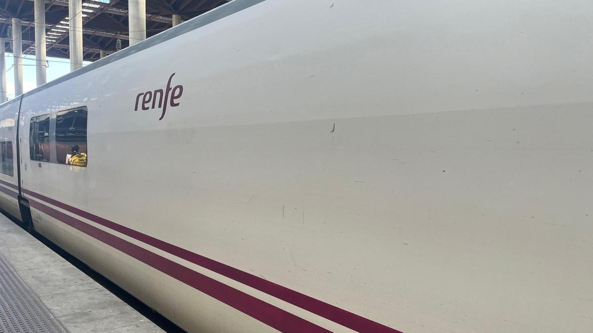 Fire near Camp de Tarragona station interrupts high-speed AVE train service between Barcelona and Madrid