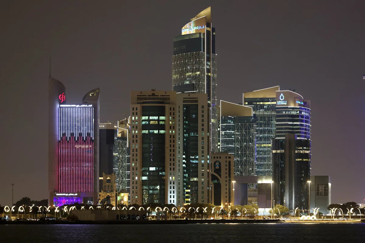 Qatar Temporarily Suspends Most Maritime Activities Citing Public Safety and Regional Security