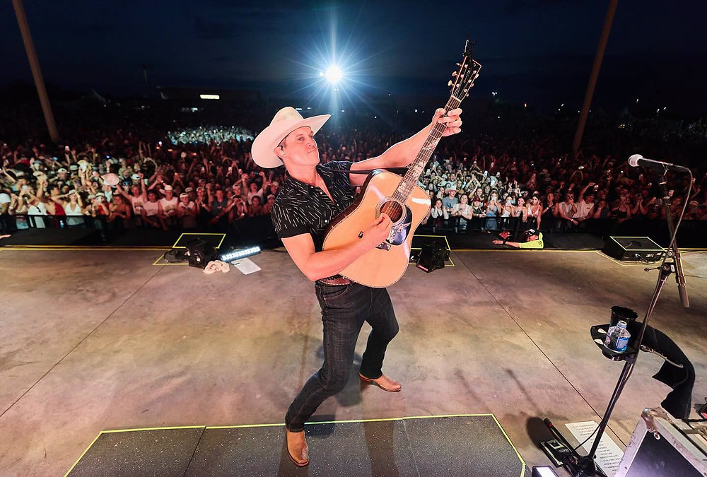 Grand Ole Opry Inductee Jon Pardi Returns to Tuscaloosa for Homecoming