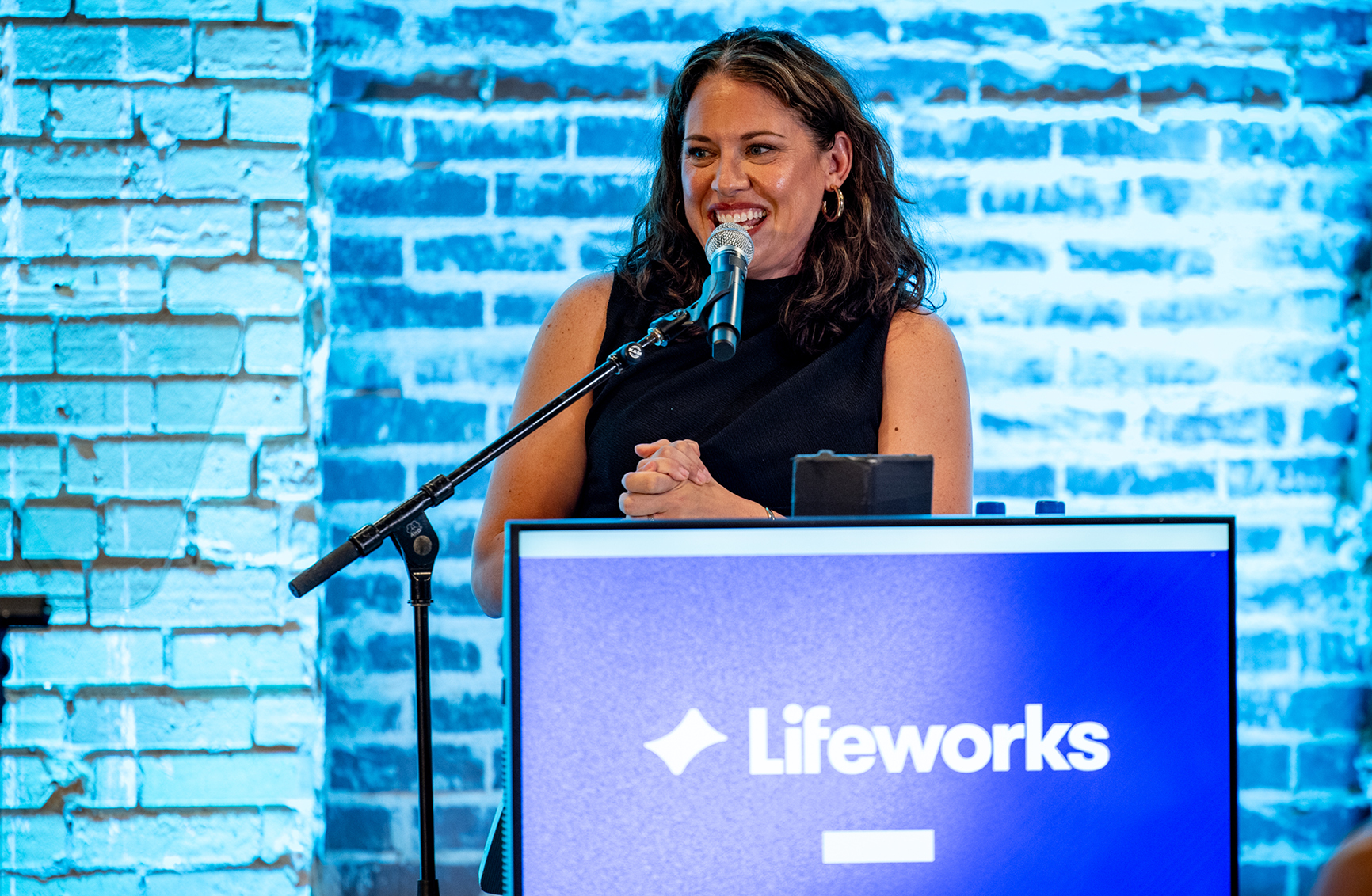 Lifeworks Advisors Reallocates Portfolio in Q1, Boosting SPDW and TJX While Trimming Vanguard