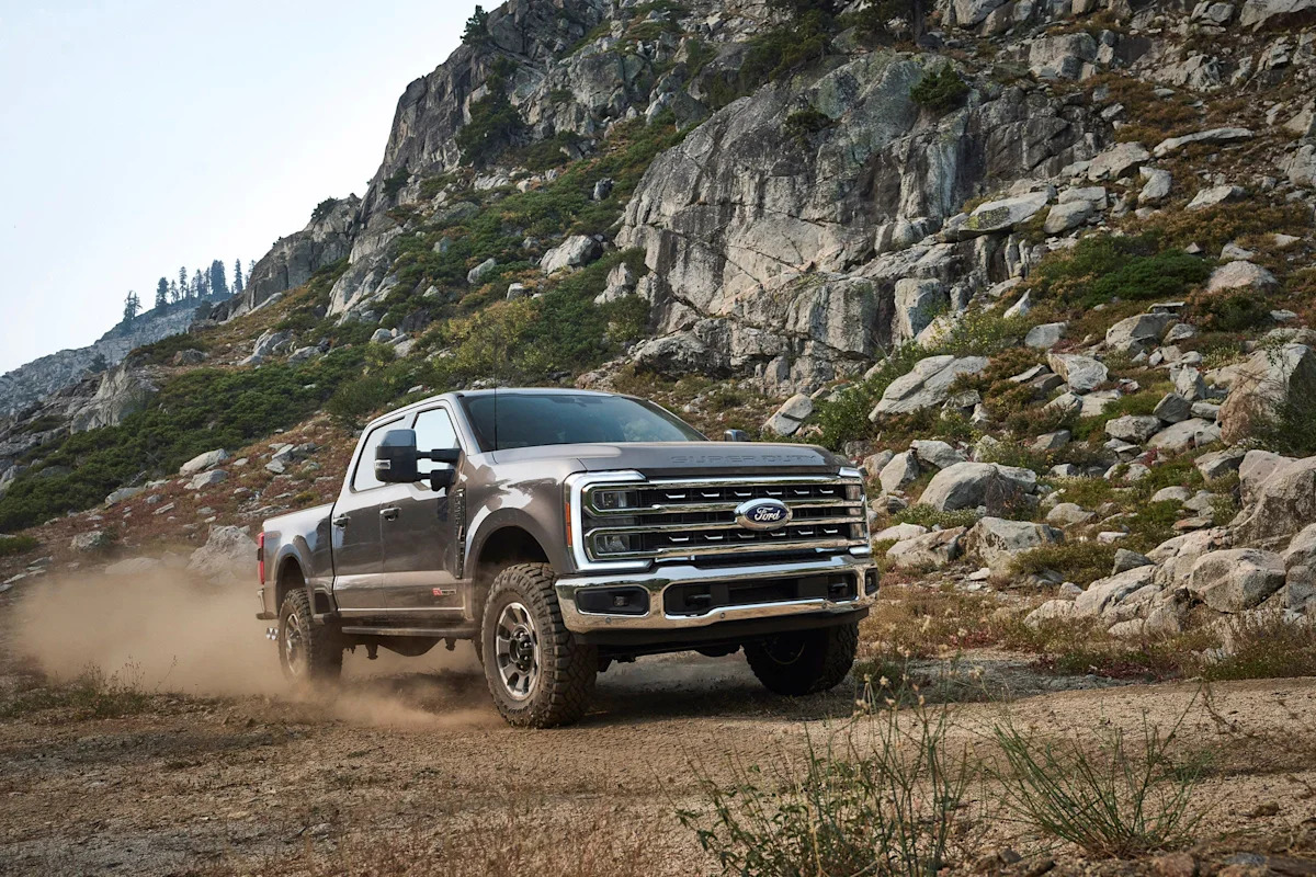 Ford joins GM, BC Customs in bid for U.S. Army's next tactical truck