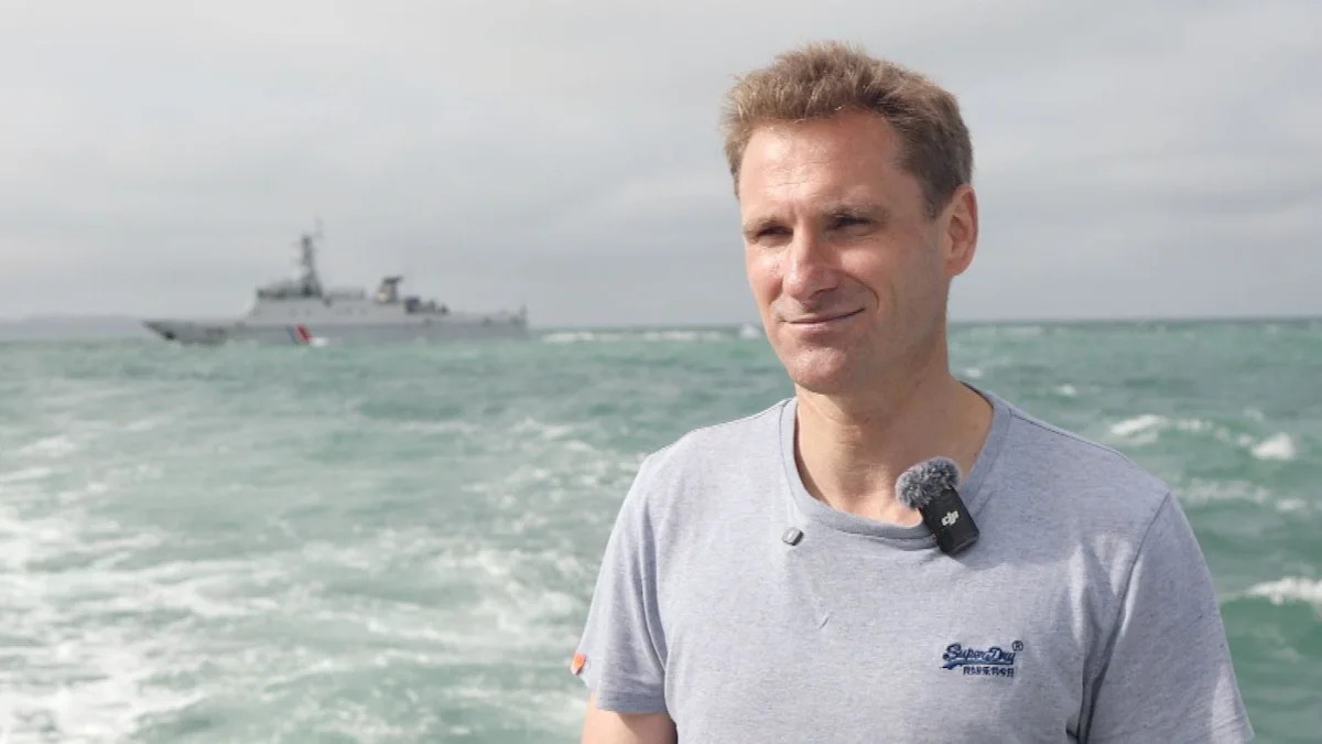 French Warship Fires 17 Shots Near British MP in Channel, Sparks Diplomatic Concerns