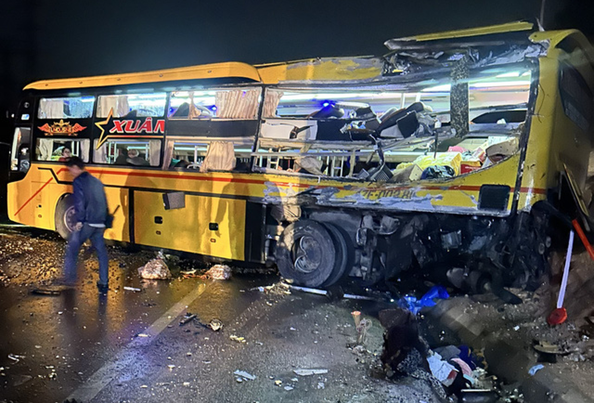 Seven Dead, Five Injured in Southern Vietnam After Sleeper Bus Catches Fire During Crash