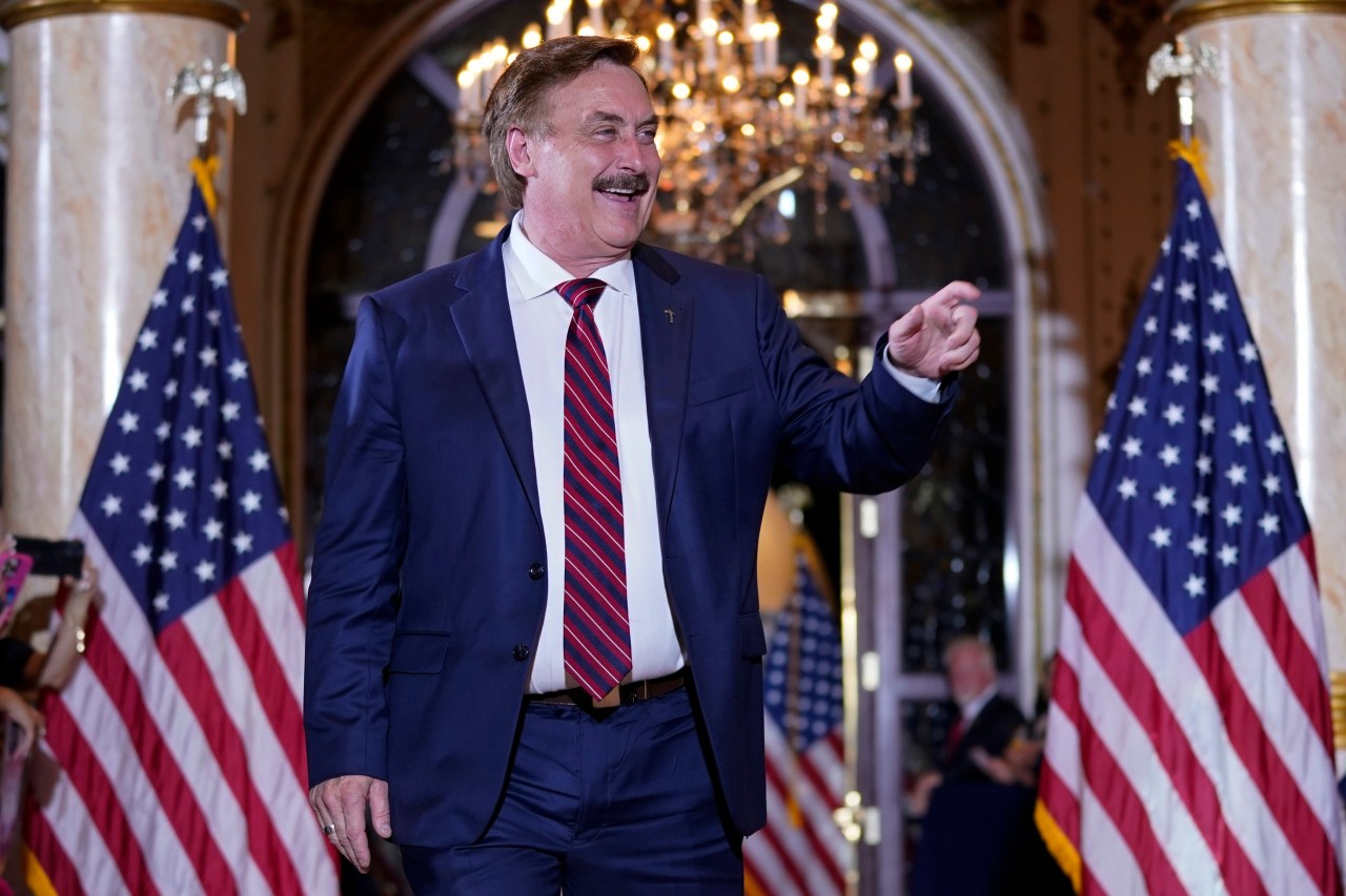 Trump Endorses Mike Lindell for Minnesota Governor Amid Crowded GOP Primary