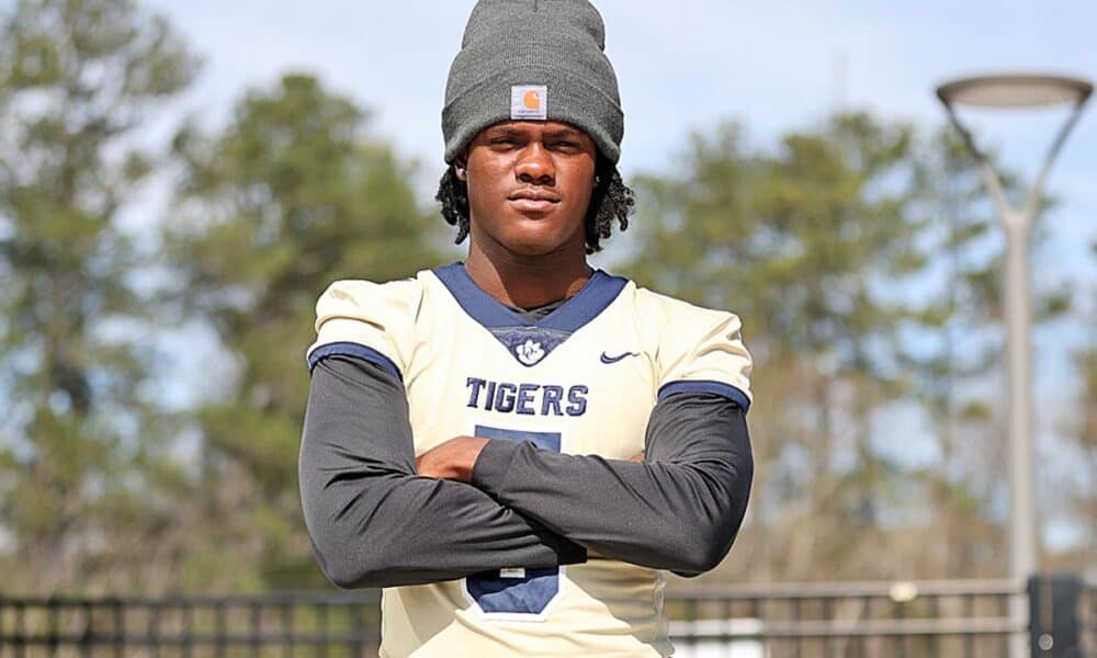 Top 4-Star Safety Adryan Cole Commits to Georgia's Highly Touted 2027 Class