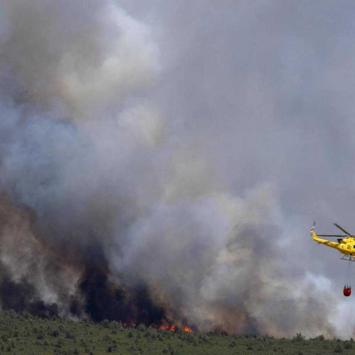 Guadalajara wildfire exceeds 5,400 hectares, prompting more evacuations amid mayor's defense.