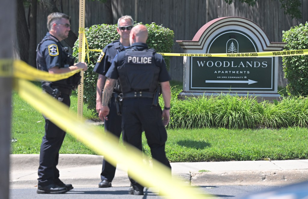Man charged with murder after Mundelein apartment shooting leaves one dead, one injured in domestic dispute