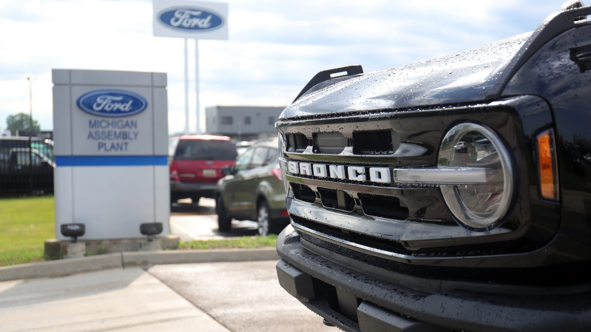 Ford Recalls Over 565,000 Vehicles Due to Wiring Harness Fire Risk