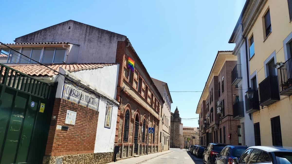 Toledo LGTBI Mural Vandalized Again with Homophobic and Fascist Graffiti for Second Time