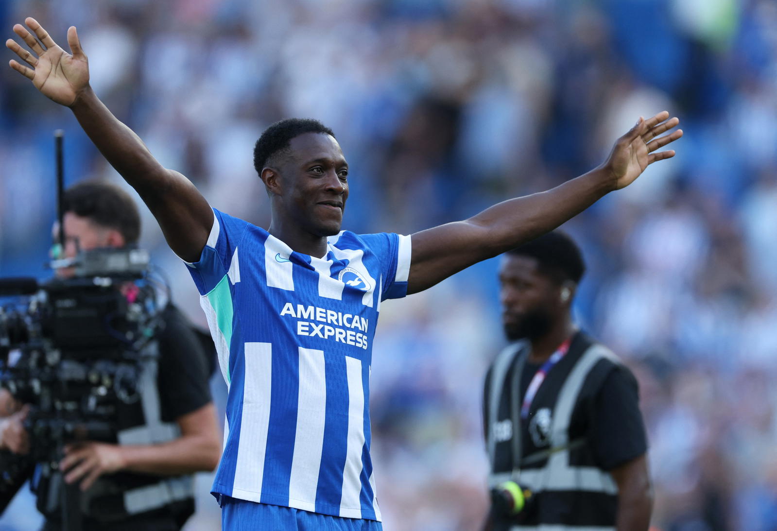 Chelsea Targets Brighton Veteran Danny Welbeck For Experience Amid Broader Squad Overhaul