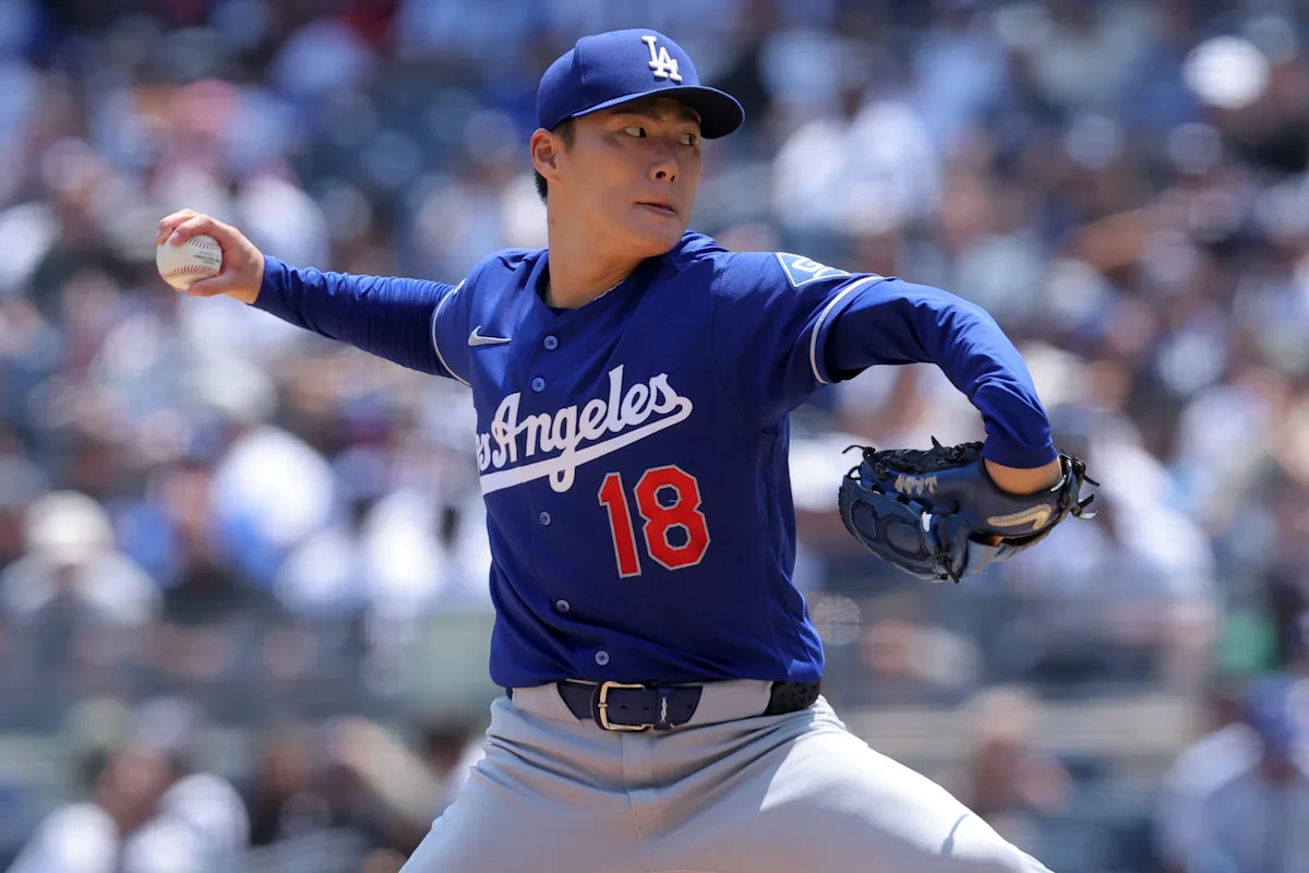 Dodgers Beat Yankees 8-2 Behind Yoshinobu Yamamoto's First Career Complete Game.