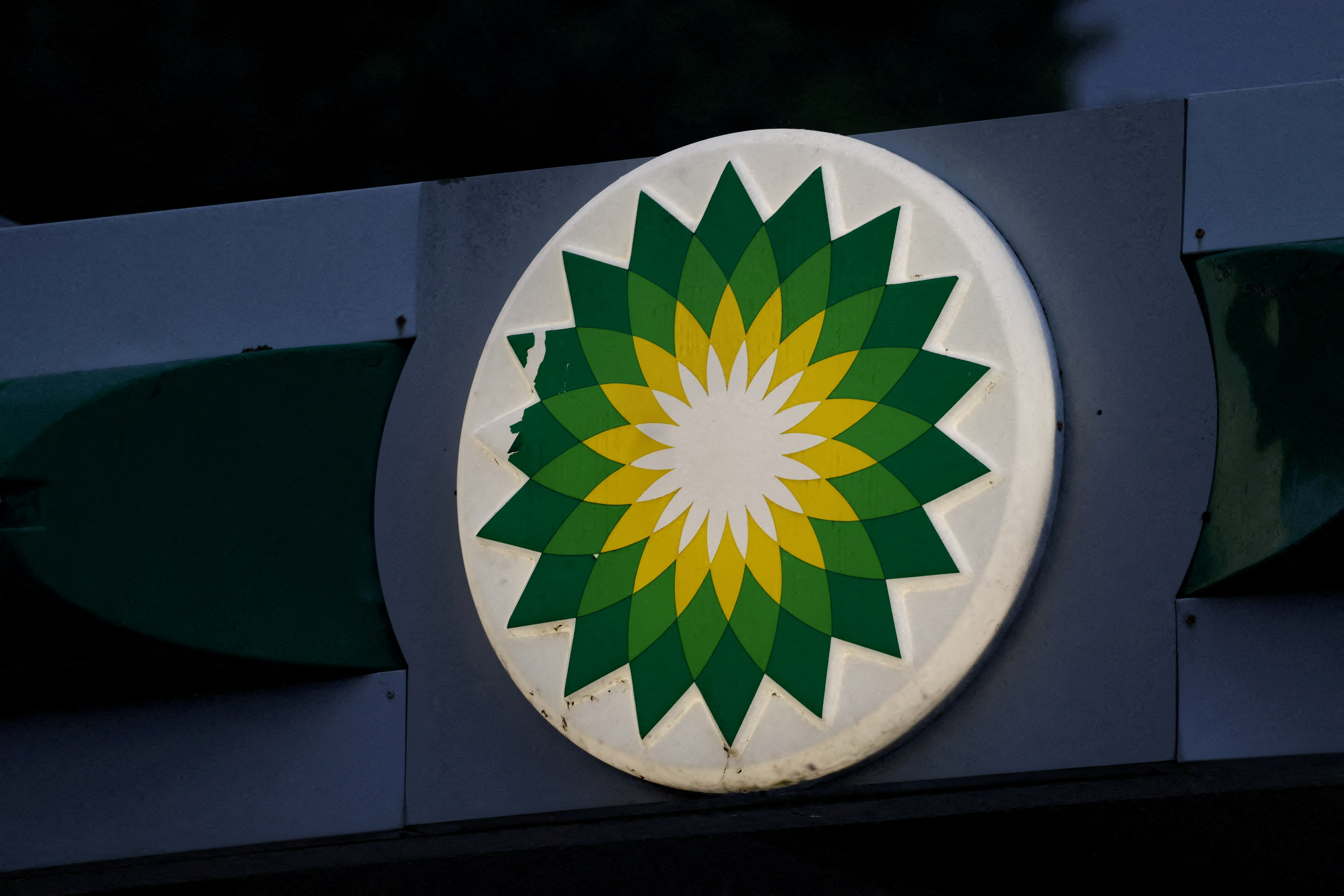 BP Restructures with 700 Job Cuts, Sells Assets, Focusing on Core Oil and Gas