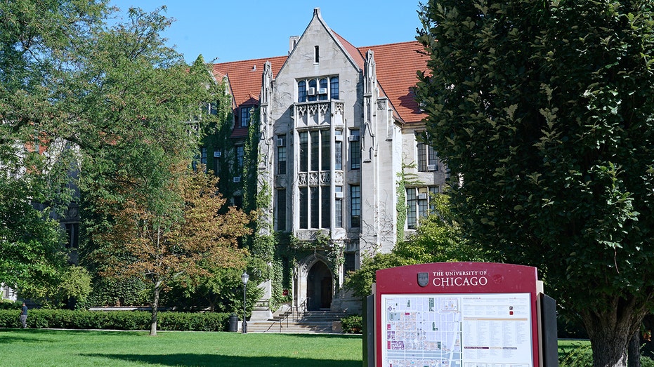 Investigation Underway After Two Found Shot Dead Near University of Chicago Campus