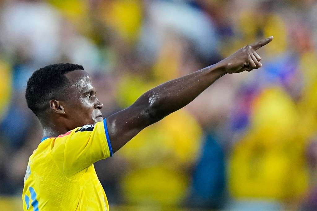 Jhon Arias Goal Sends Colombia Past Ghana into World Cup Last 16