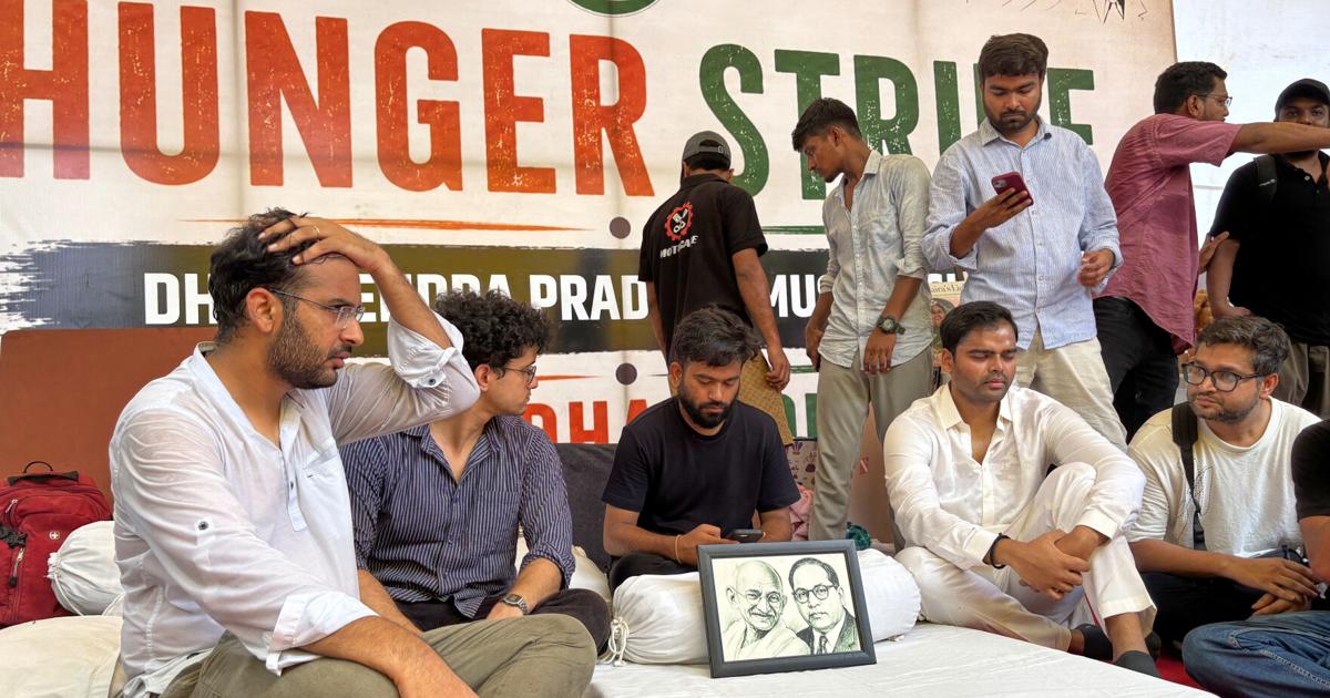 Indian Police Forcibly Hospitalize Activist Sonam Wangchuk After 20-Day Hunger Strike