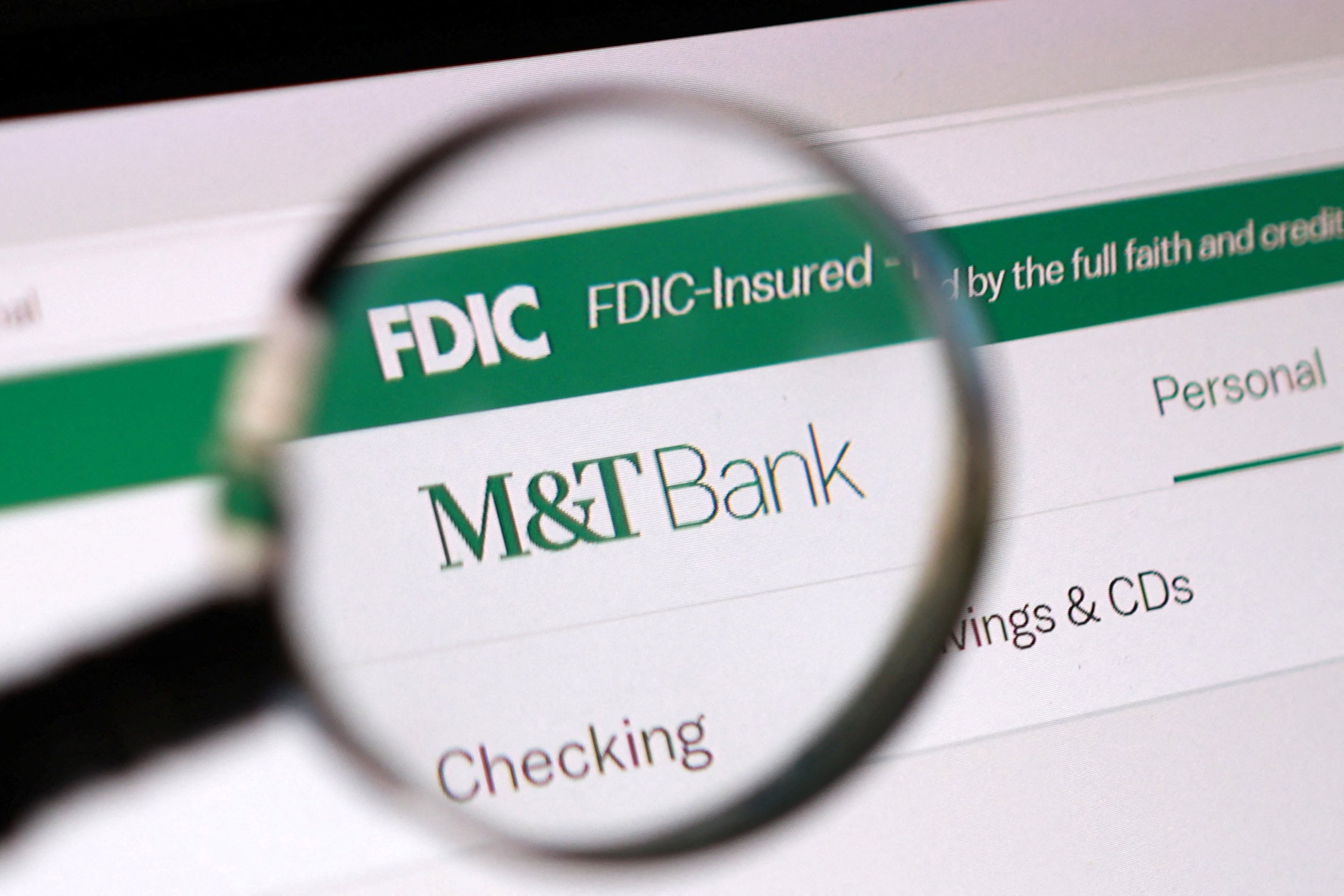 M&T Bank Surpasses Q2 Earnings Estimates with $5.35 Adjusted EPS and Revenue Growth