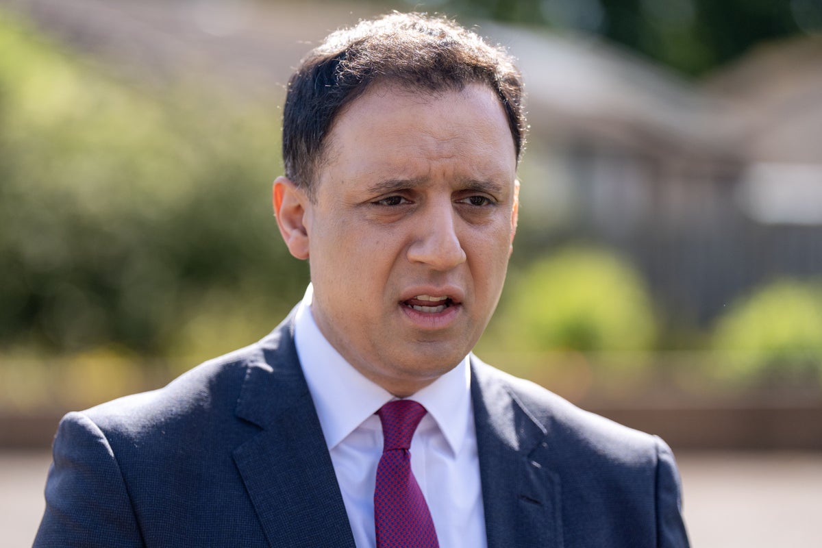 Sarwar Exits Holyrood for Lords Ministerial Post in Burnham Government Amid Cabinet Shake-Up