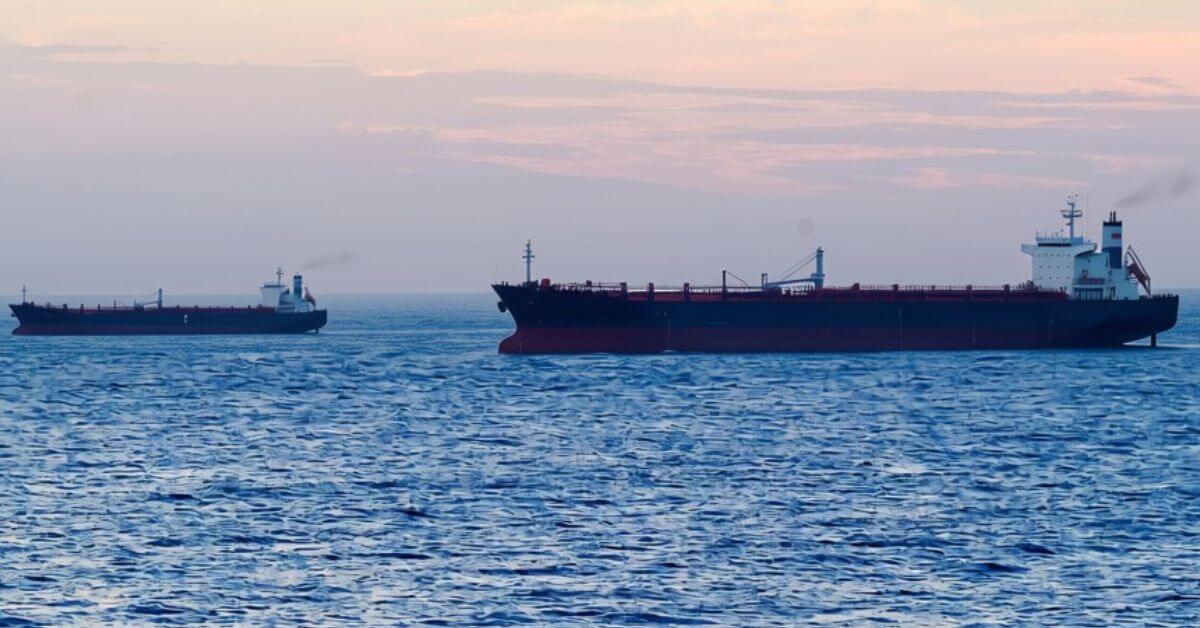 IRGC Claims Tankers Exploded Near Hormuz Strait, US Denies Amid Escalating Strikes