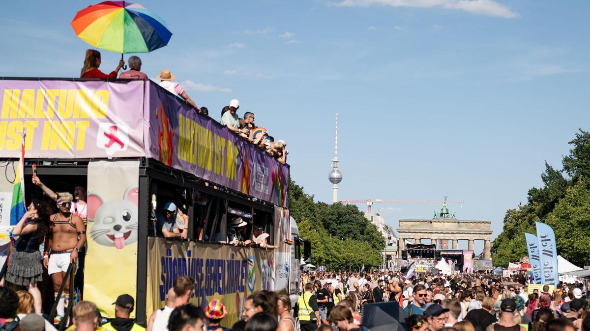 Berlin LGBTQ+ Pride Event Suspended After Multiple Run-Over Incident