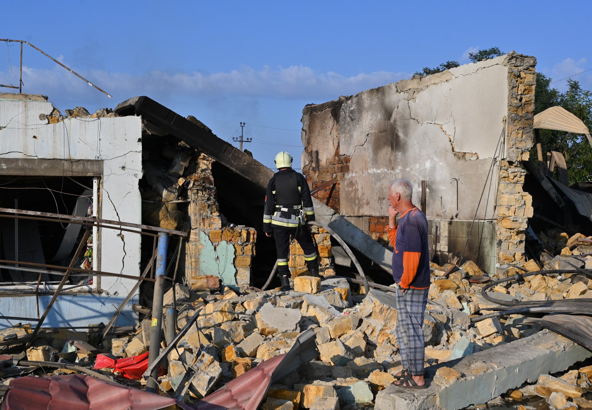 Russia intensifies Ukrainian port attacks, causing casualties, while Kyiv targets Russian logistics and ships.