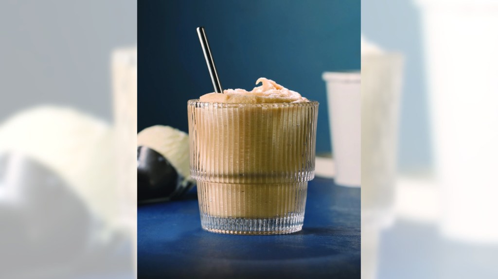 Spirits of '76' Author Kim Laidlaw Shares Michigan's Classic Hummer Cocktail Recipe Invented in Detroit