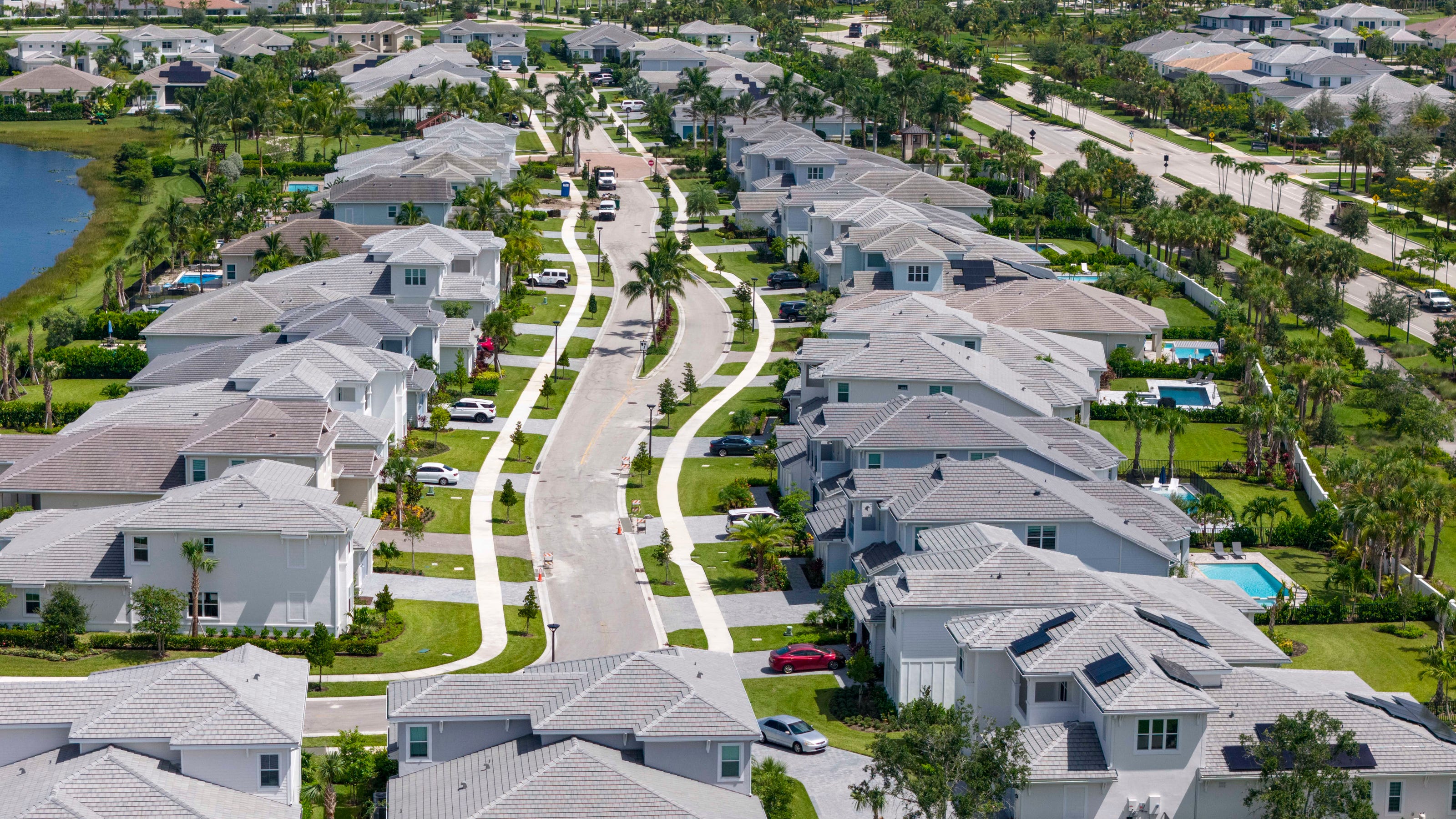 Florida Readers Poll Finds Majority Opposes Proposed Property Tax Amendment 3 Over Funding Concerns