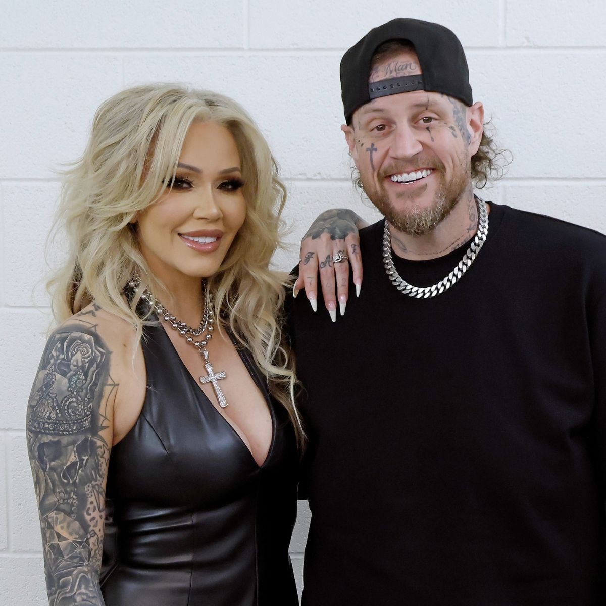 Jelly Roll and Bunnie Xo Finalize Divorce Amicably, Splitting Substantial Assets and Properties