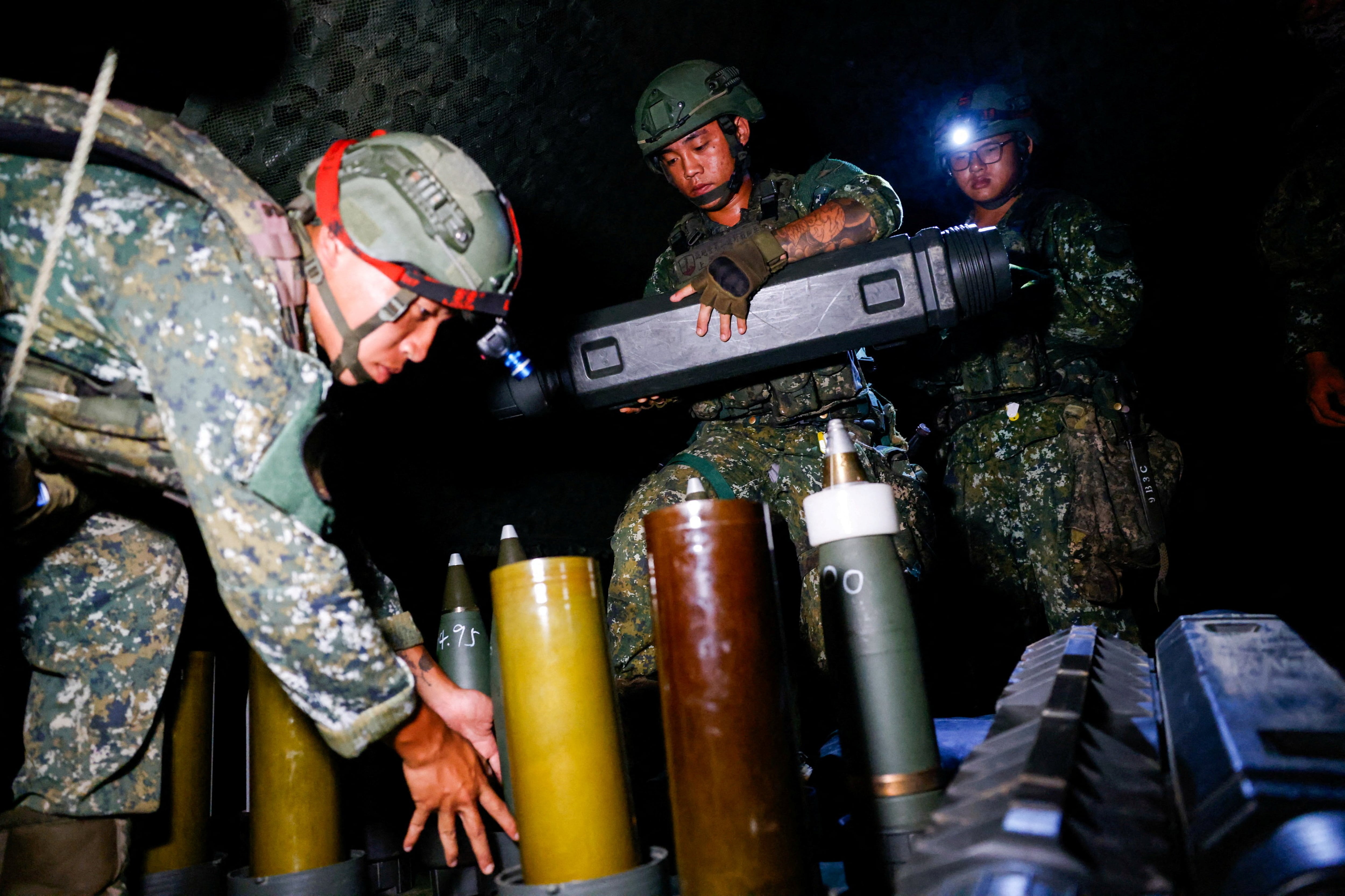 Taiwanese troops prepare for potential Chinese first strike on key strategic islands