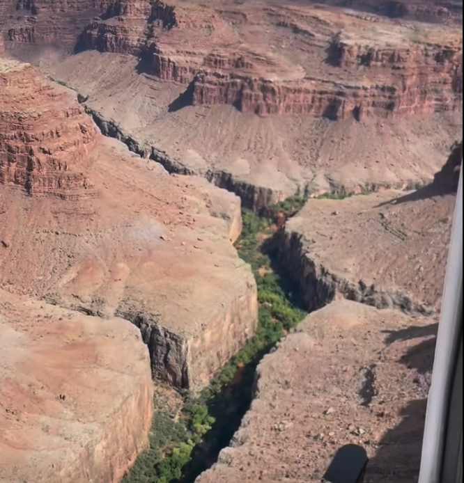 Grand Canyon flooding knocks out the sole water pipeline serving tourists at the national park.