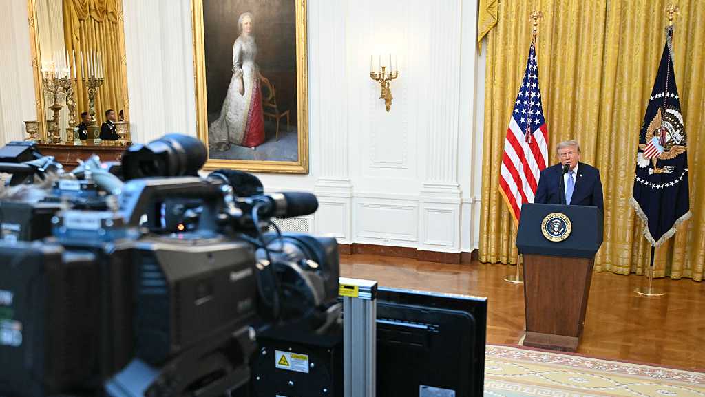Former White House Teleprompter Operator Fined Over Prediction Market Bets