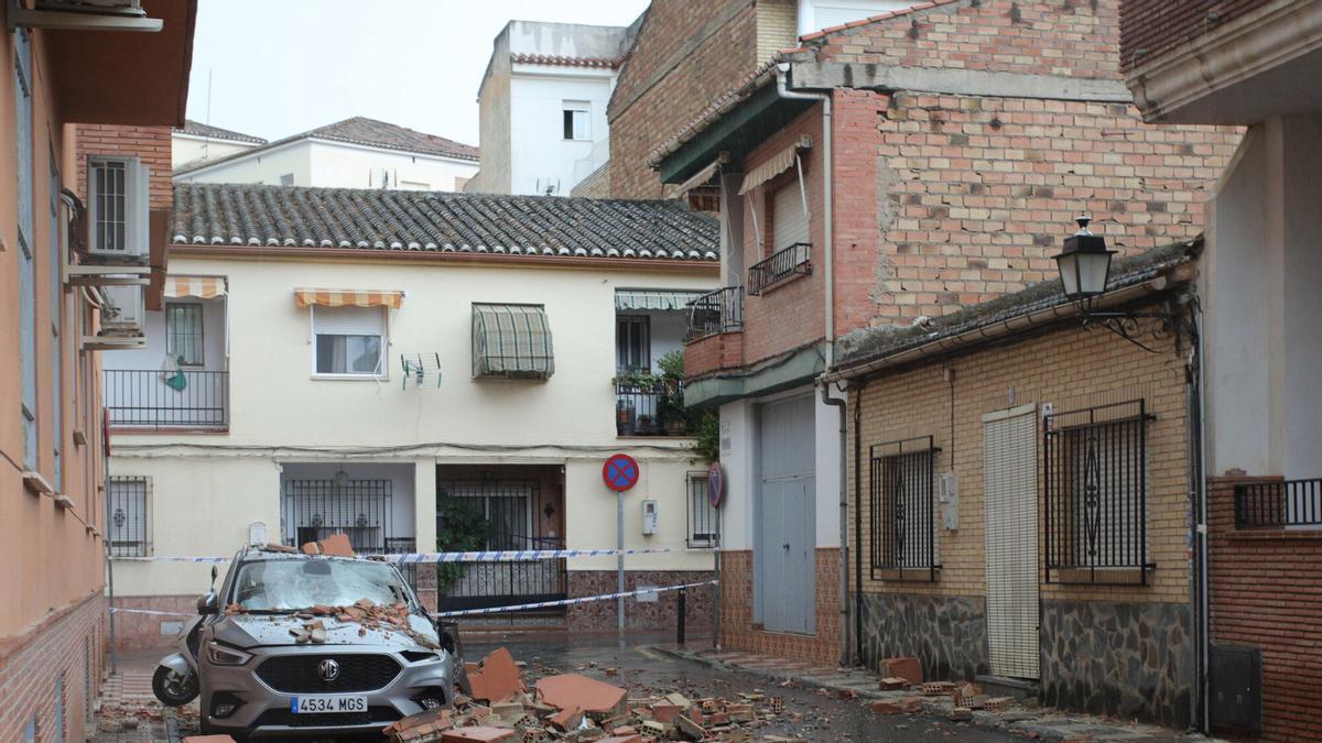 Granada Implements Emergency Plan After Major Magnitude 5 Earthquake Near Alhendín