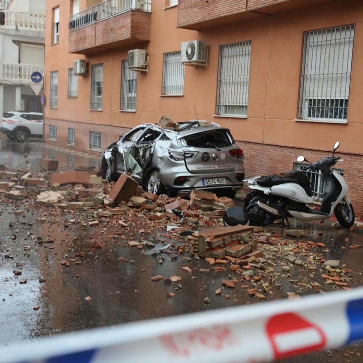 Granada Residents Evacuate Homes After Strong Earthquake Sparks Aftershock Fears