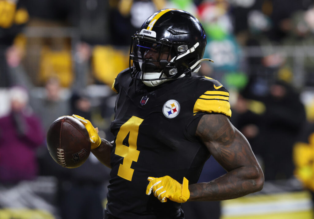 Steelers restructure DK Metcalf contract to create nearly $18 million in cap space for 2026.