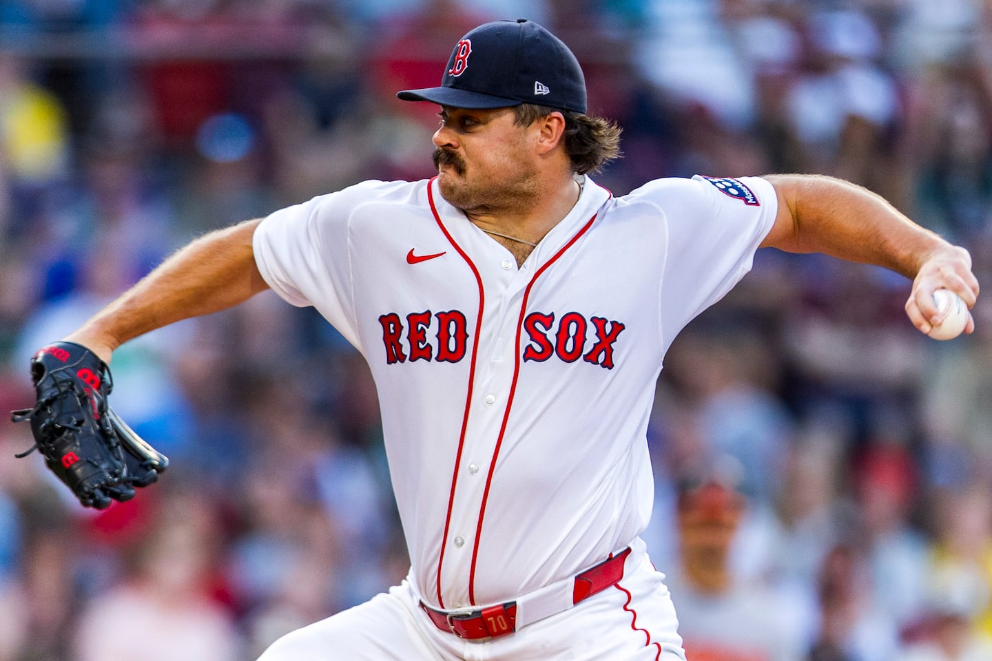 Red Sox Defeat Dodgers 8-4 in Los Angeles, Extending Remarkable July Momentum