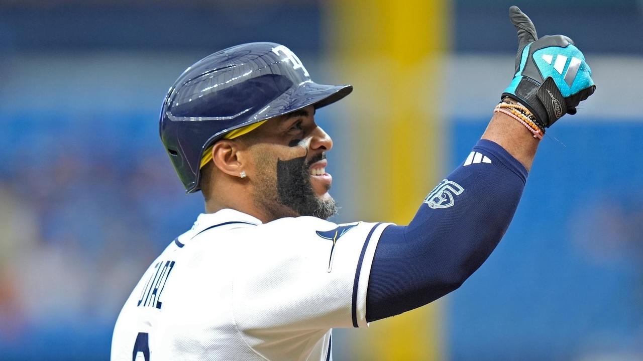 Yandy Diaz and Drew Rasmussen Lead Rays to 7-6 Win Over Blue Jays